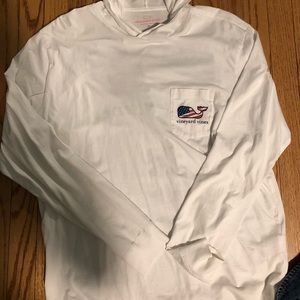 Vineyard vines hoodie